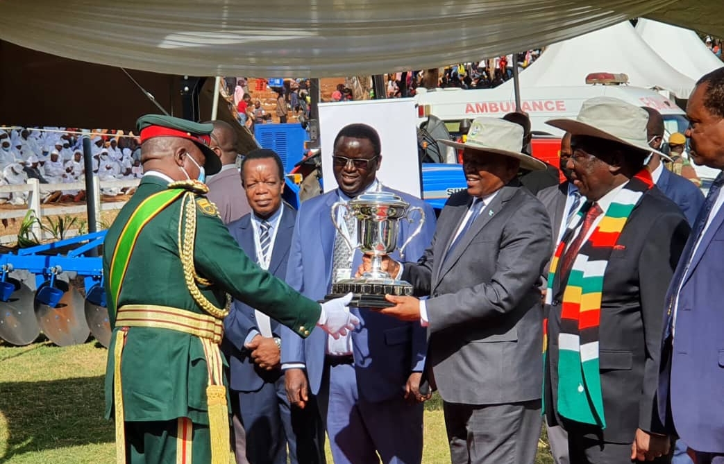 VaMasisi vanovhura Harare Agricultural show